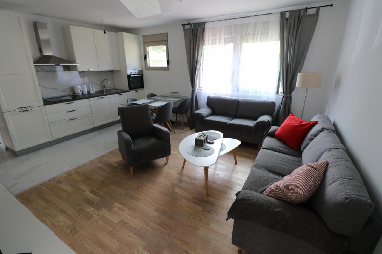Apartment Sandrita Kotor Extérieur photo