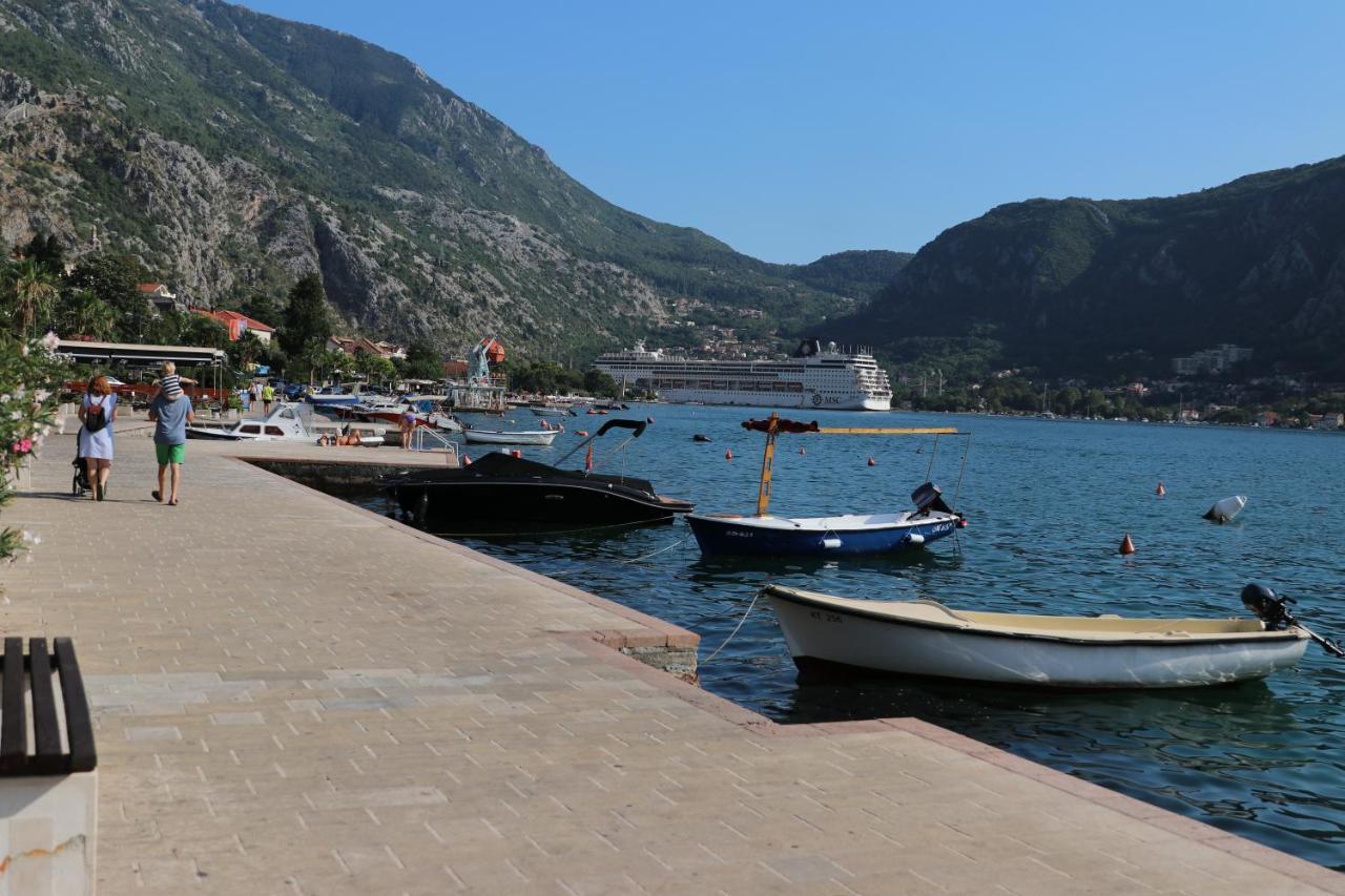 Apartment Sandrita Kotor Extérieur photo